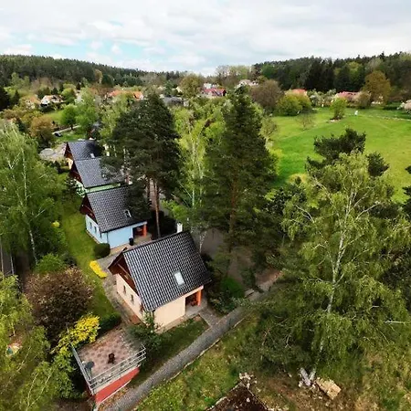 Kolodeje-zluty Dum *