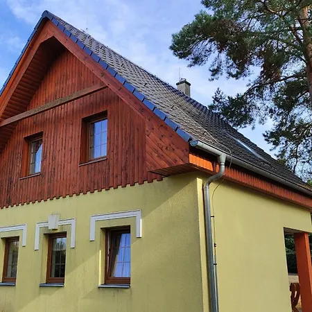 Kolodeje-zluty Dum * Ceske Budejovice