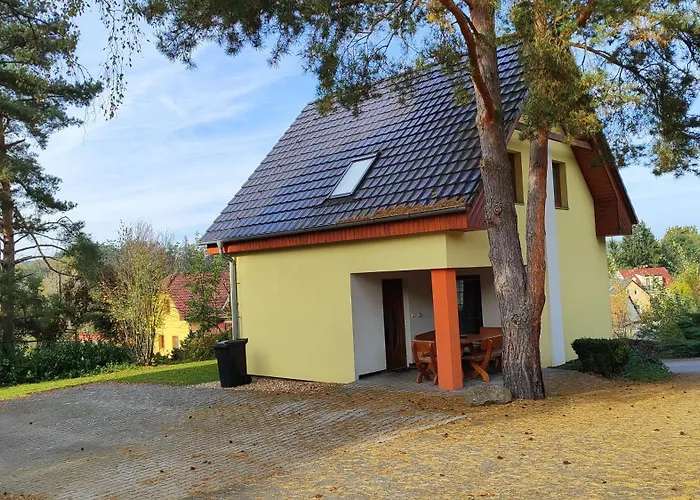 Kolodeje-zluty Dum 아파트